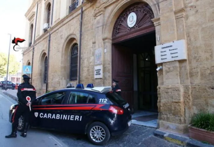 Acqua e luce gratis. Lotta ai furbetti dei contatori