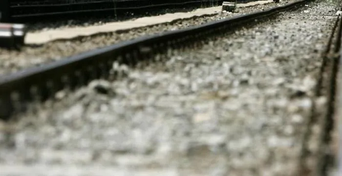Canicatt&igrave;, travolto e ucciso da treno mentre stava raccogliendo verdure