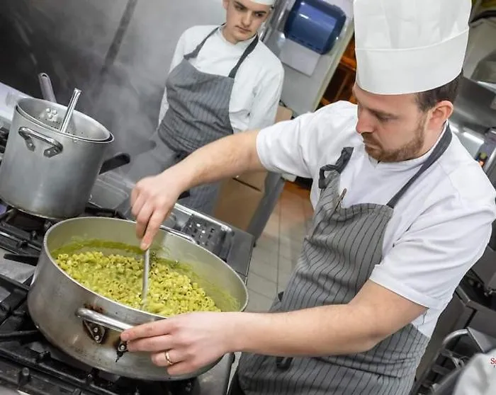 Francesco, il piacere di stupire sempre