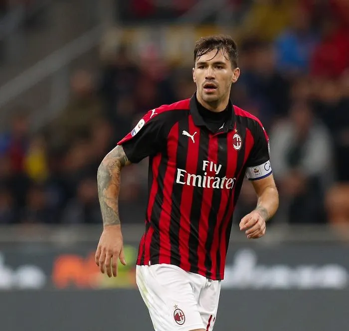 Oggi in tv Milan-Benfica, dove vederla in tv e la probabile formazione rossonera
