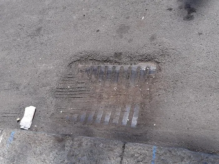 Catania: a Picanello i tombini sono tutti otturati