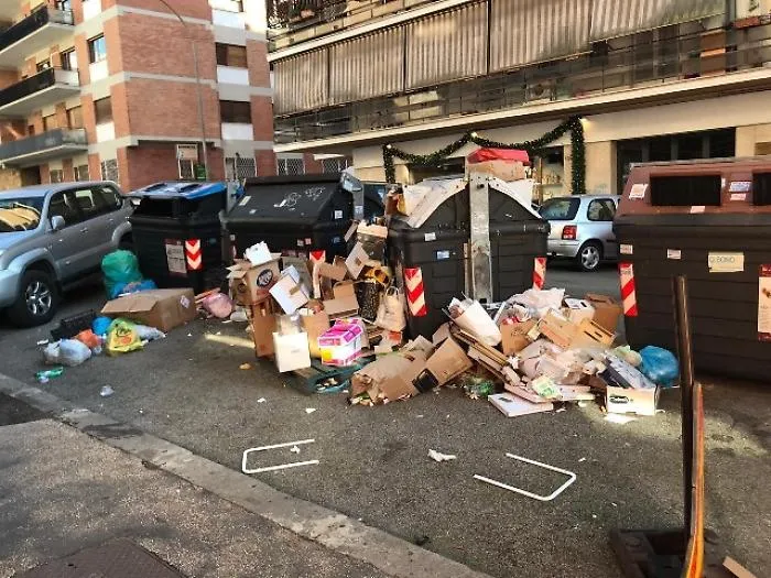Traffico rifiuti, 23 misure cautelari