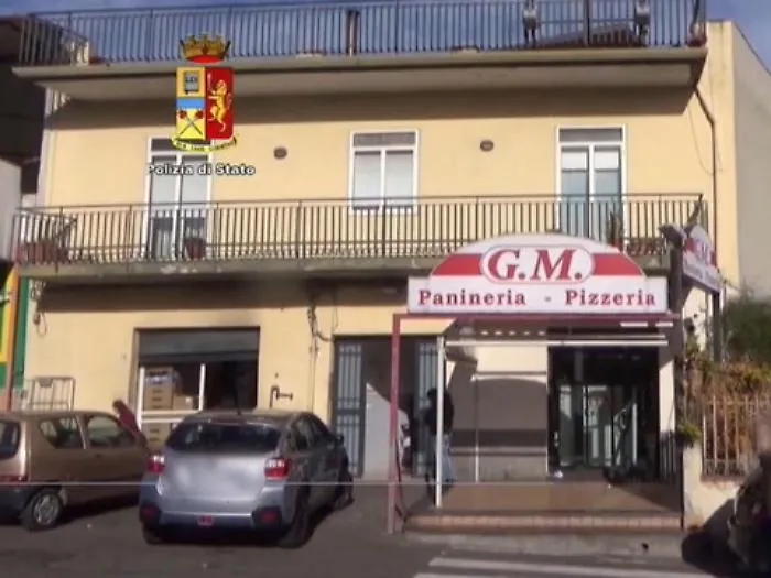 Mafia: dai supermercati ai rifiuti, il fiuto per "gli affari" dei Guglielmino 