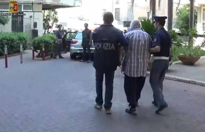 Arrestato &ldquo;santone&rdquo;, nella chat il racconto degli abusi