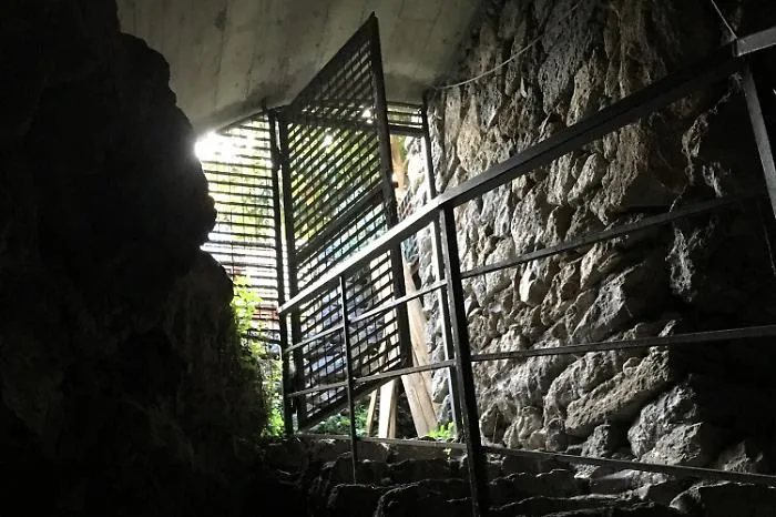 Il &ldquo;mondo fermo&rdquo; sotto Catania: quel che ci fu prima dei Greci, la grotta Petralia