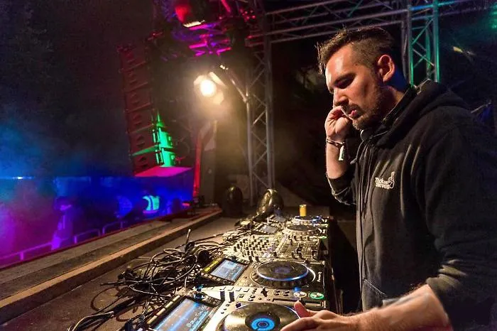 Re. You guest star al Ma di Catania