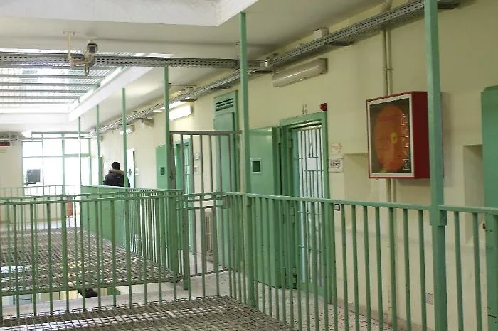 Trapani, trafficante di droga albanese evade dal carcere: in citt&agrave; &egrave; caccia all'uomo
