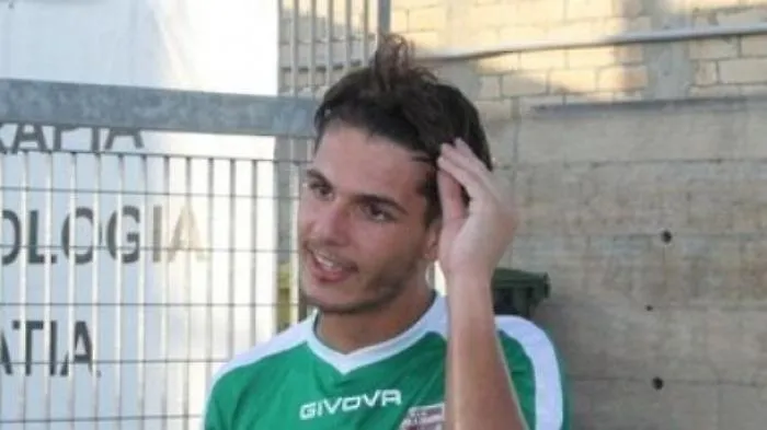 Incidenti, giovane portiere del Rosolini muore nello schianto contro un muretto a Pachino