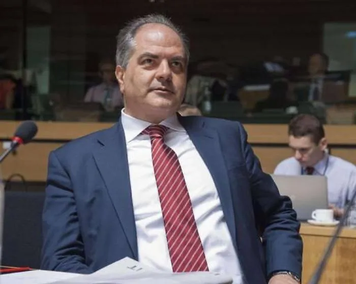 L'annuncio di Castiglione: "Anche Ap fuori dal Governo regionale"
