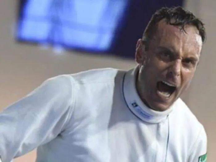 L'urlo di Paolo Pizzo, argento nella spada con dedica speciale alle sue "donne"