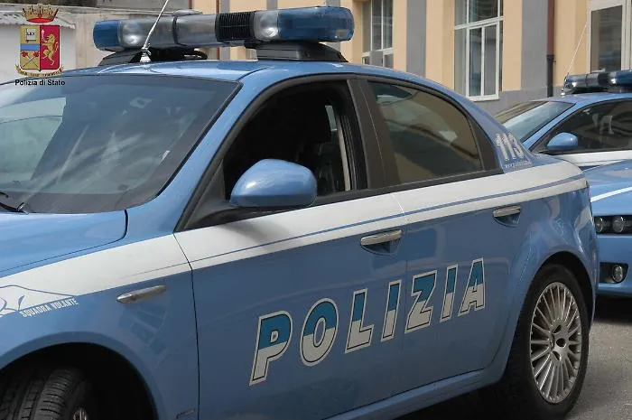 Siracusa, estorsioni, furti e rapine La Polizia ferma 17 del clan Nardo