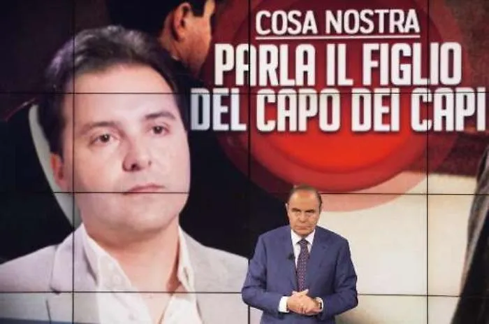 L'intervista di Salvo Riina a Porta a Porta Il richiamo dell'Agcom: &laquo;Priva di contraddittorio&raquo;