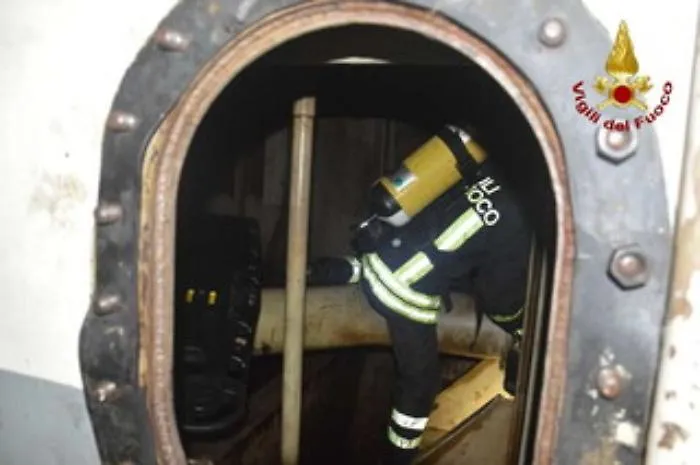 Messina, si aggrava il bilancio dell'incidente sul lavoro: 4 gli operai morti nella cisterna della nave