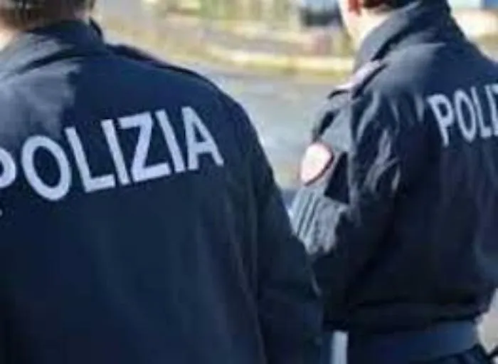 Palermo, donna denuncia di essere stata aggredita da poliziotto