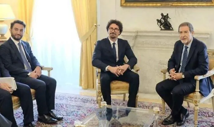Di lotta e pure di governo (ombra),ecco il "new deal" del M5S in Sicilia 