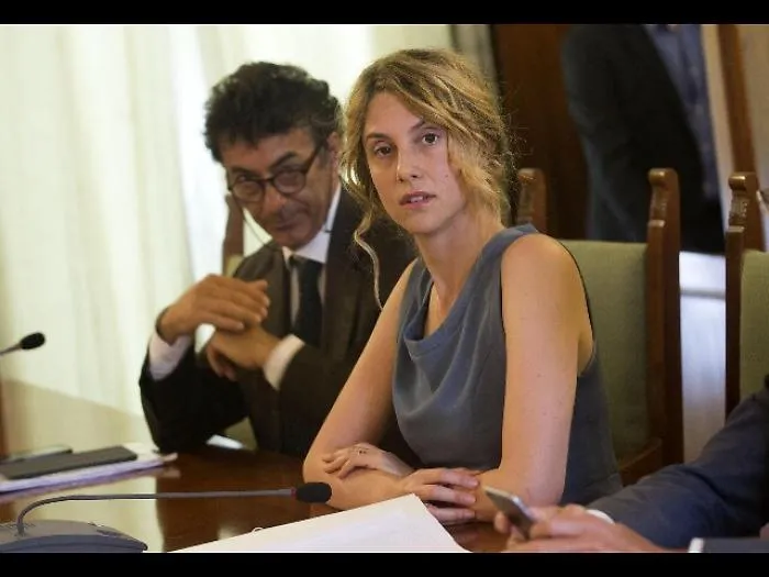 Il ministro Madia: &laquo;Ora licenziamento sprint per i furbetti di Siracusa&raquo;