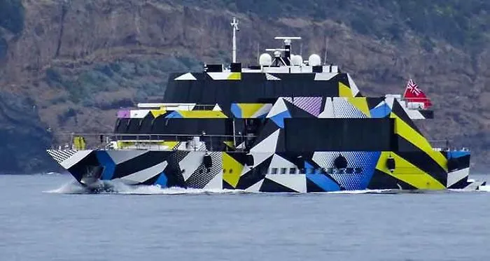 Ormeggiato a Siracusa il mega panfilo che &egrave; un'opera d'arte