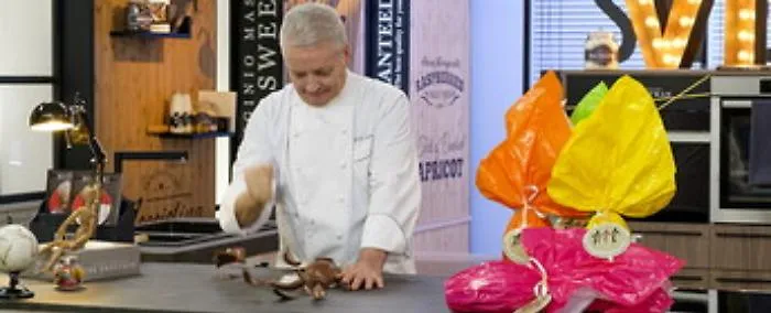 Uova di Pasqua Ail, le ricette al cioccolato di 5 famosi pasticceri per aiutare la ricerca