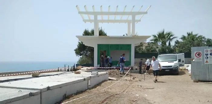 Scala dei Turchi: sequestro di opere edilizie difformi
