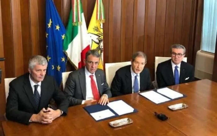 Accordo contro l'inquinamentoC'&egrave; la firma di Costa e Musumeci