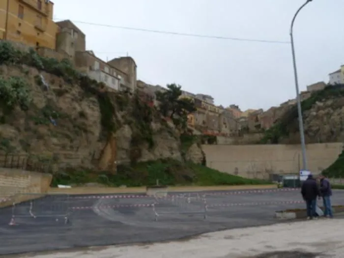 Enna, da oggi chiude via Roma e il bus navetta far&agrave; la spola