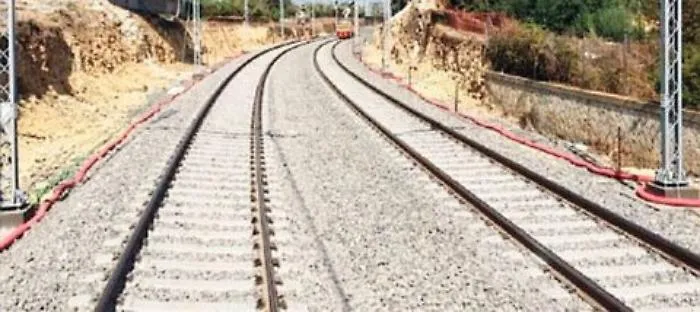 Generico linea ferroviaria