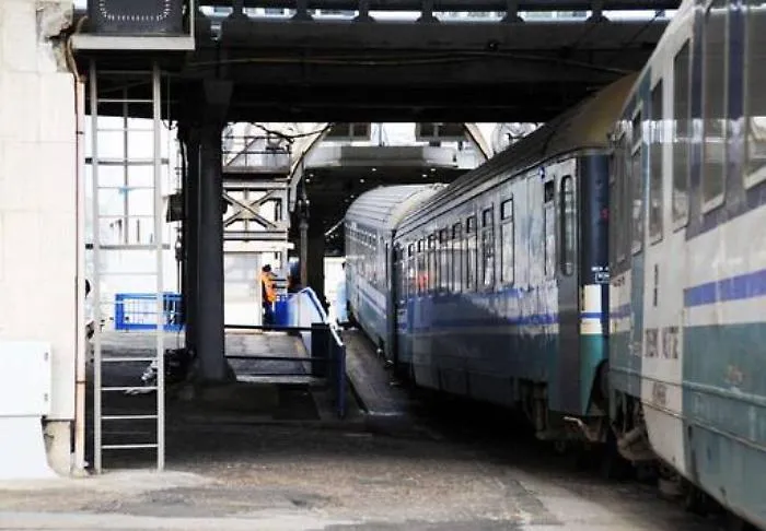 Messina, nello zainetto aveva 3 chioli di hashish, arrestato nigeriano diretto a Catania
