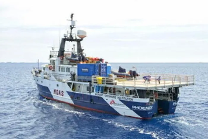 Su nave Phoenix  cadavere ragazzo ucciso per cappellino da baseball
