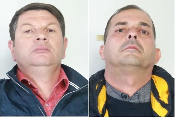 Catania, fermati in piazza Borgo con una mazza da baseball e una pistola