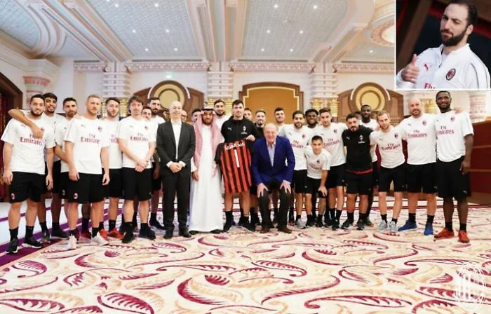 Milan, il giallo della foto senza Higuain: ora &egrave; in dubbio per la Juve in Supercoppa