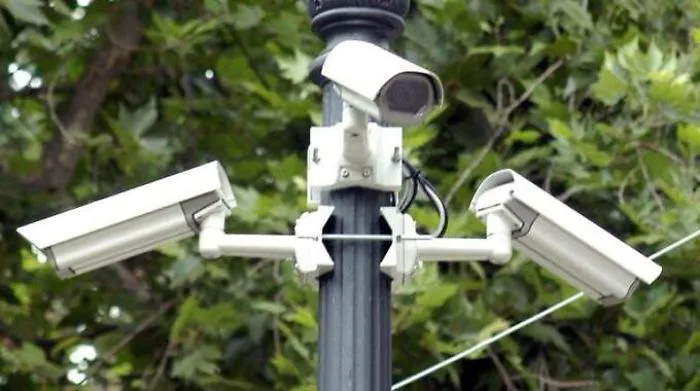 Catania, lascia rifiuti in discarica abusiva: incastrato da telecamere
