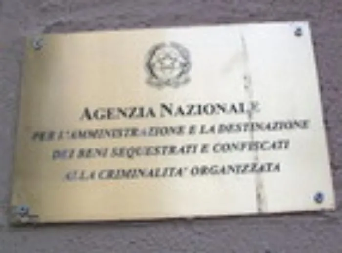 L&rsquo;Agenzia dei beni Sequestrati e confiscati alla criminalit&agrave; organizzata chiude la sede di Palermo