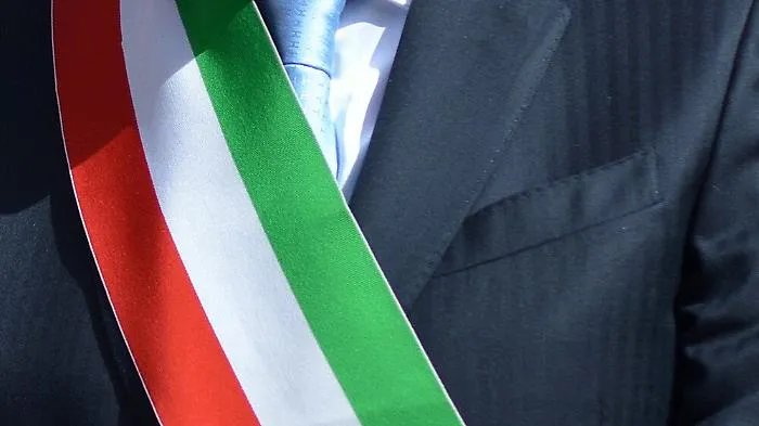 Sette Comuni a rischio scioglimento in Sicilia