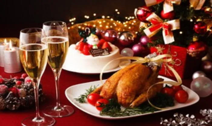 Pranzi delle feste, "incubo" avanzi: cosa fare? Consigli per un riuso creativo