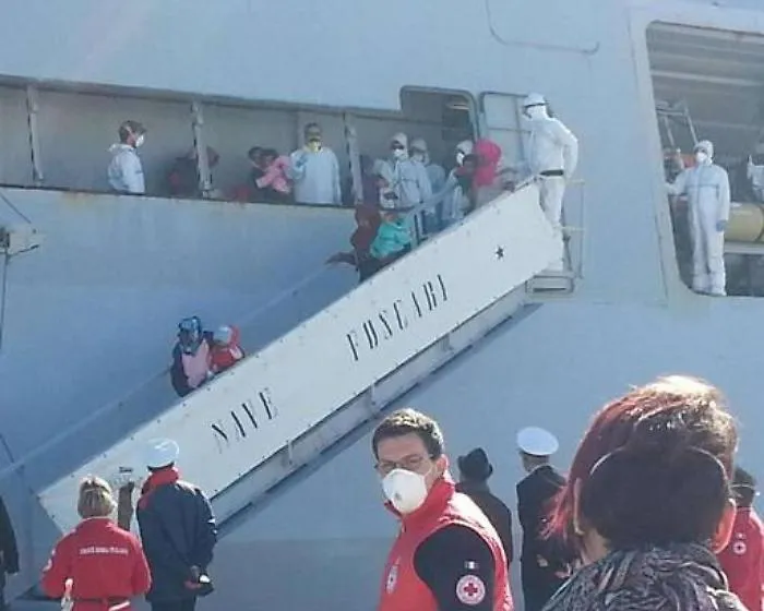 A Trapani il racconto dell&rsquo;ennesimo naufragio: 41 morti