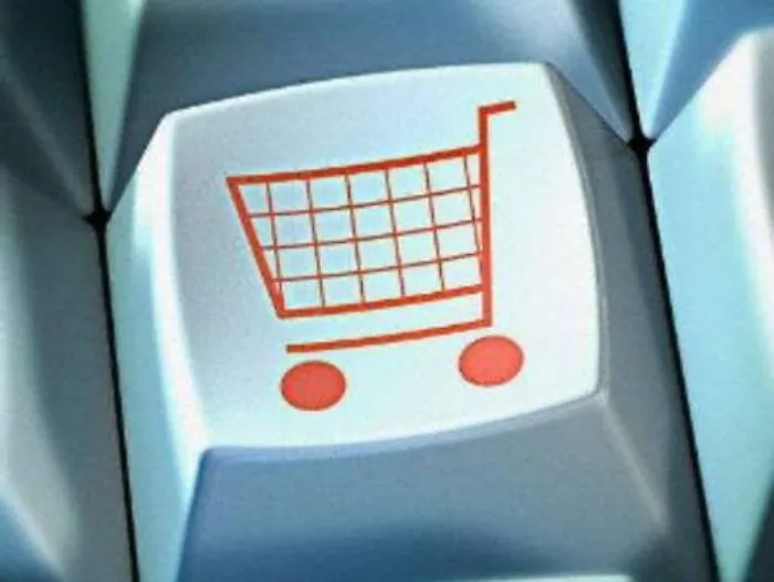 Dalla polizia postale di Catania le regole per acquisti online in totale sicurezza