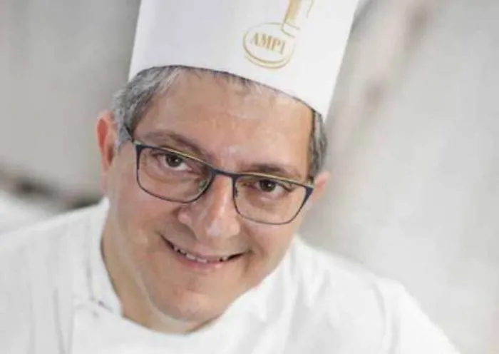 Denunci&ograve; la mazzetta in aeroporto e ora non gli rinnovano l&rsquo;affitto