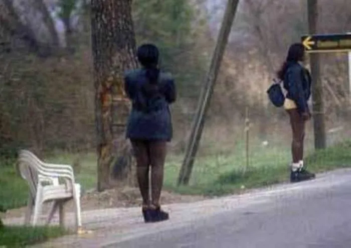Fuga dall&rsquo;inferno per diventare schiave del sesso sui marciapiede della Sicilia