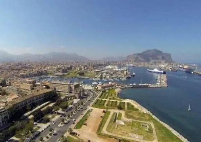 Palermo, trovato cadavere vicino il porto: non &egrave; chiara n&eacute; la nazionalit&agrave; n&eacute; il sesso