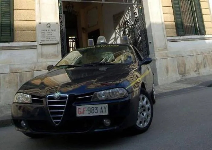 Siracusa, incassava assegni Cassa Edile Sequestrati 450 mila euro a ex presidente