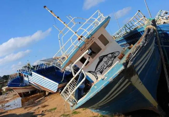 &laquo;Bombardare i barconi prima che partano&raquo; Italia, Ue e Onu alla guerra contro gli scafisti