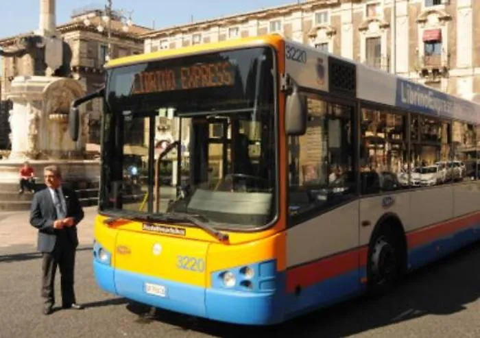 Catania, Bianco con il bus express a Librino: &laquo;Vogliamo investire qui&raquo;