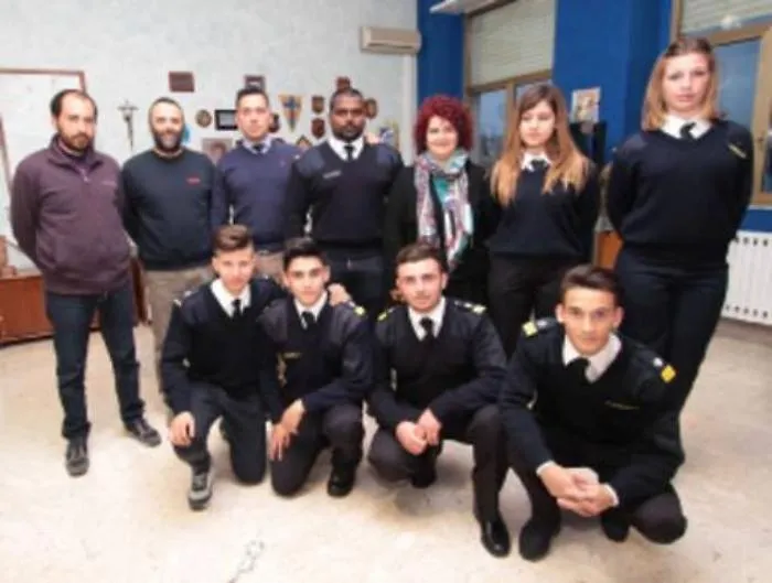 Catania, l&rsquo;impresa degli studenti dell&rsquo;Istituto Nautico alla regata di S. Agata