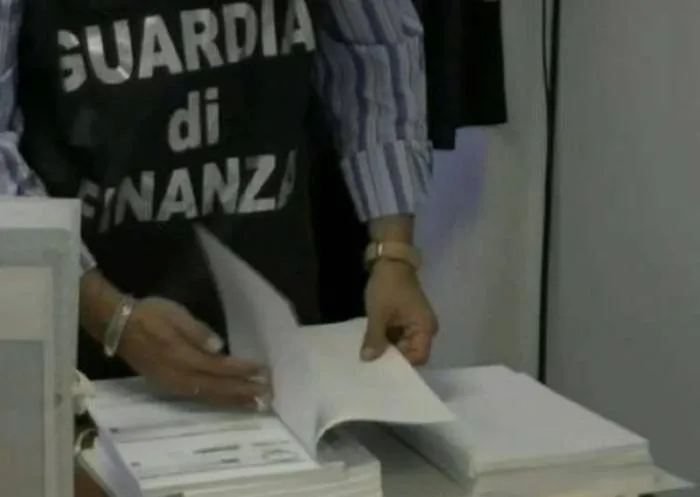 Catania, la GdF scopre azienda fantasma Falsi braccianti per truffare 1,3 mln a Inps