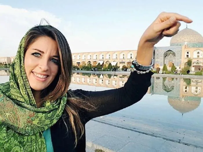 Da Catania a Teheran passando per l'India: in viaggio con Stefania Caniglia sfidando i pregiudizi