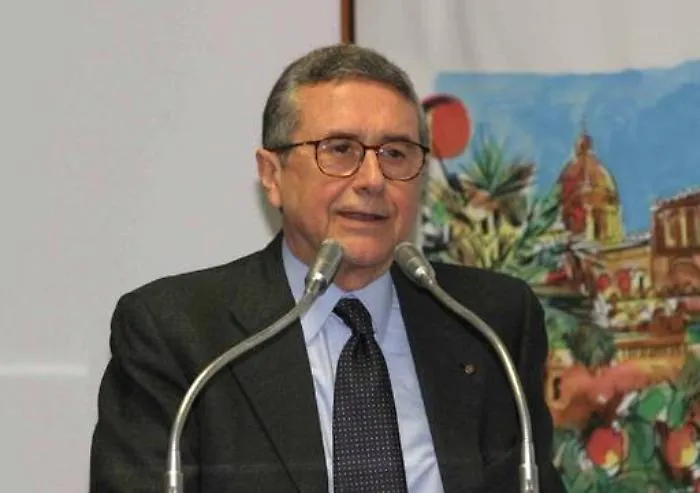 Il gip d&agrave; i domiciliari a Roberto Helg &laquo;Indizi ci sono, le esigenze cautelari no&raquo;