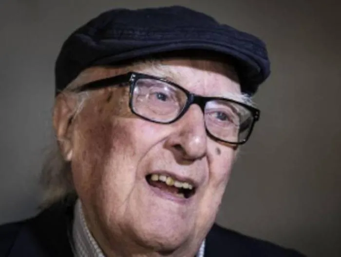 Il premio Danzuso a Camilleri: &laquo;Il teatro? una necessit&agrave; contagiosa&raquo;