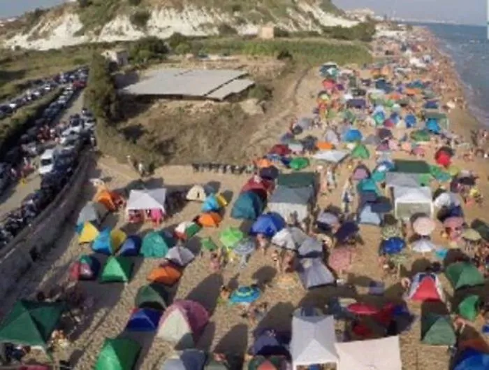 L&rsquo;ultima chiamata per evitare un Ferragosto di incivilt&agrave;