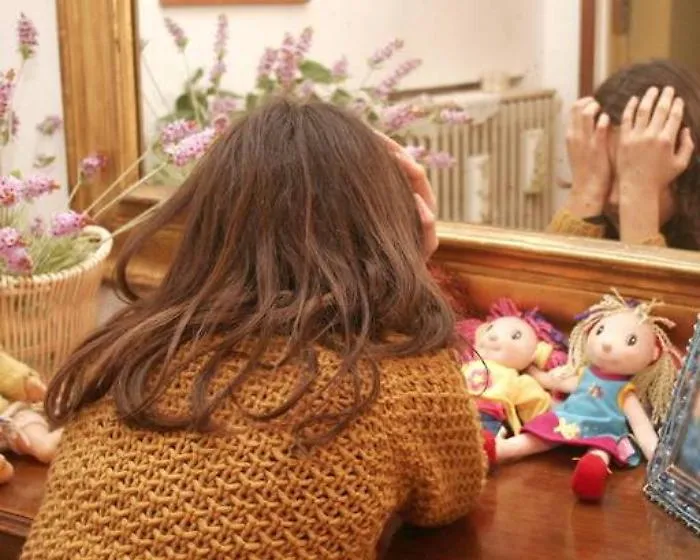 Palermo, atti sessuali con ex alunna, condannato prof di religione
