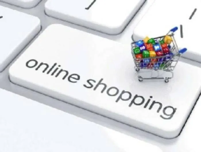Shopping natalizio, crescono in rete acquisti e truffe: ecco come difendersi
